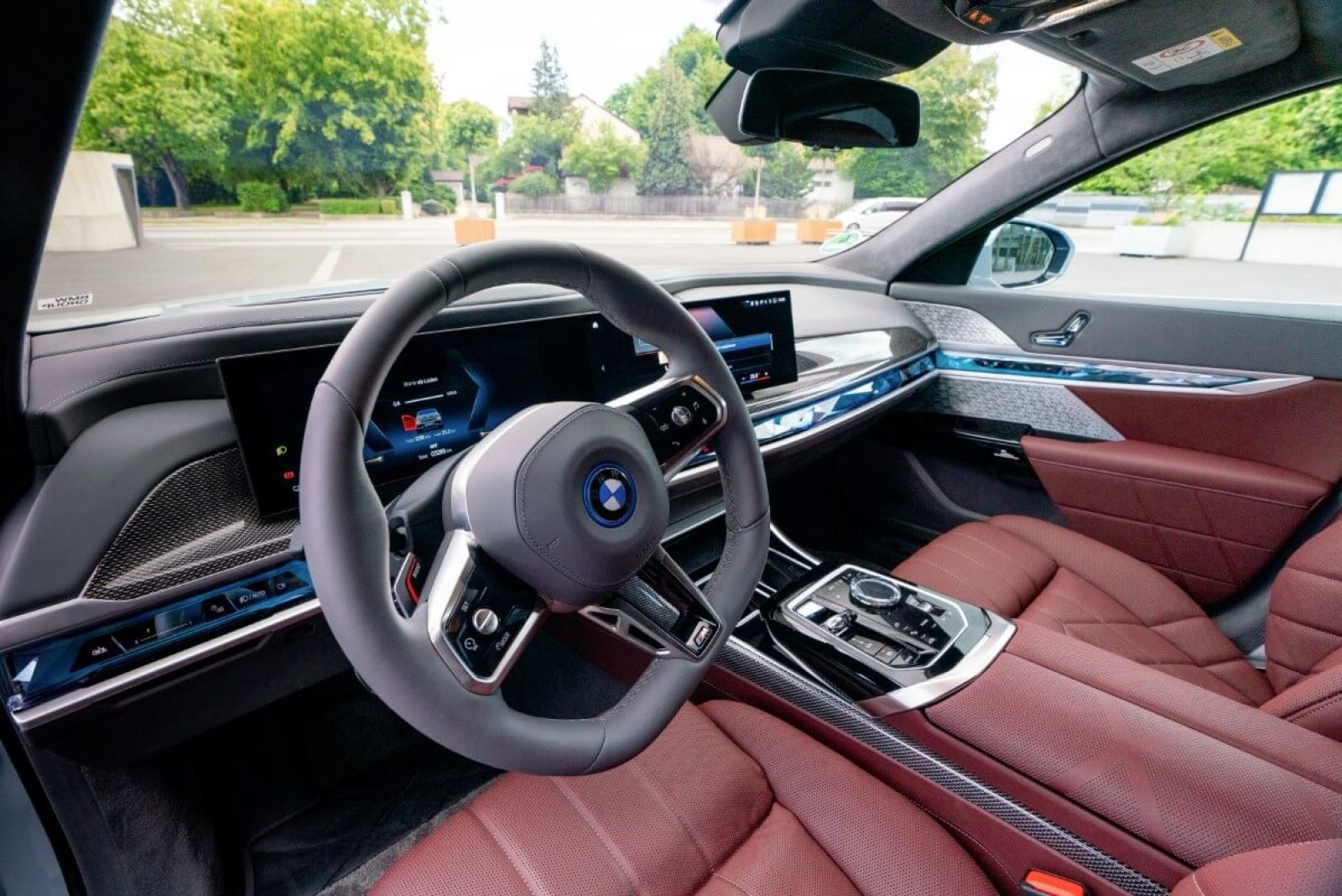 Limousine BMW i7 xDrive 60 Innenraum vorne.