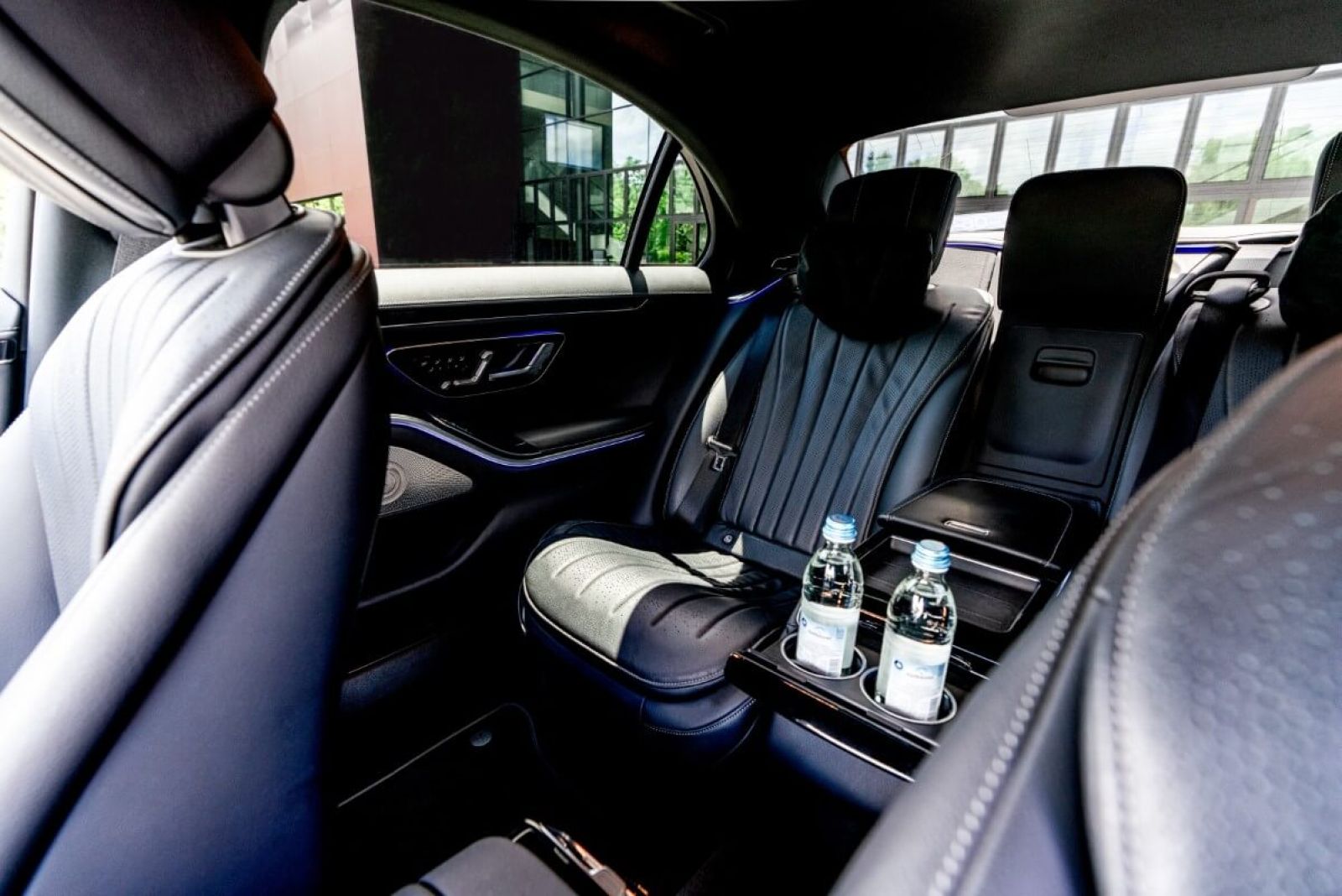 Limousine Mercedes S350 L 4matic Innenraum hinten.